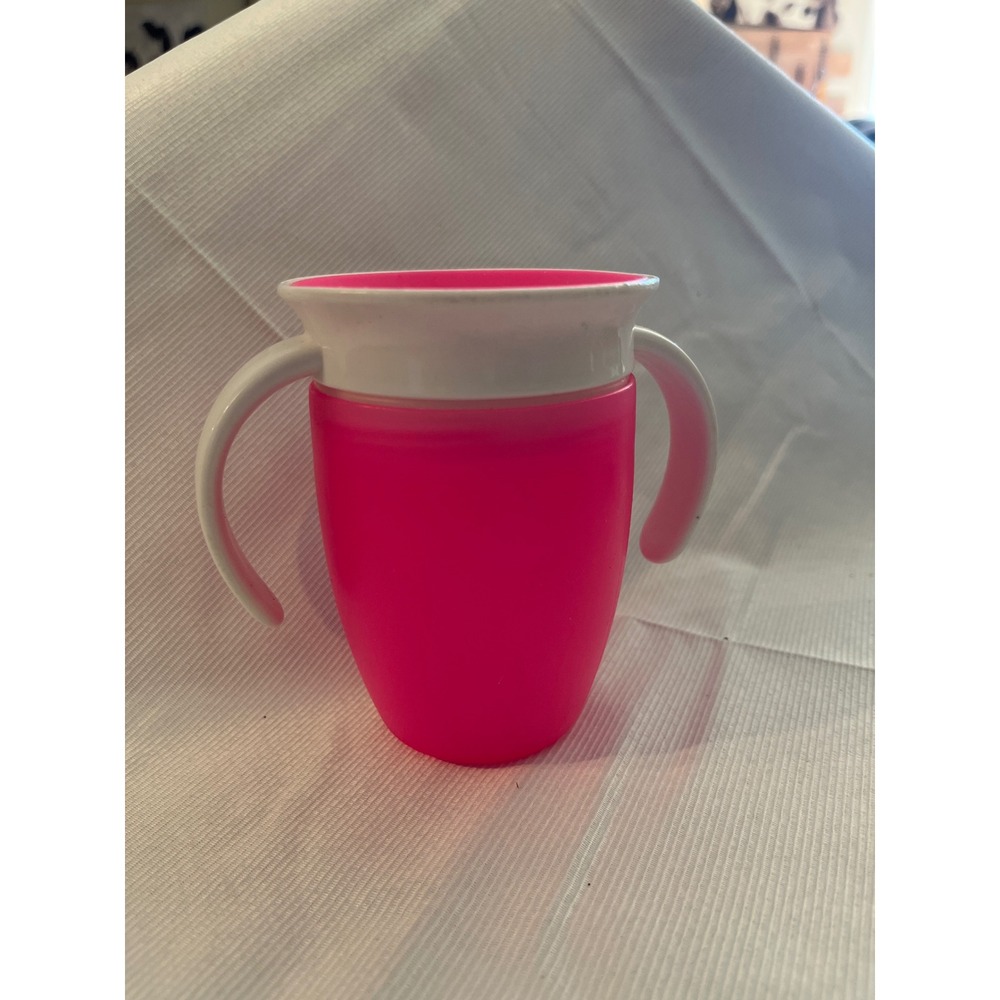 Munchkin Miracle 360 Trainer Cup Pink 7oz‎ Spill Proof Toddler Sippy Cup Handles